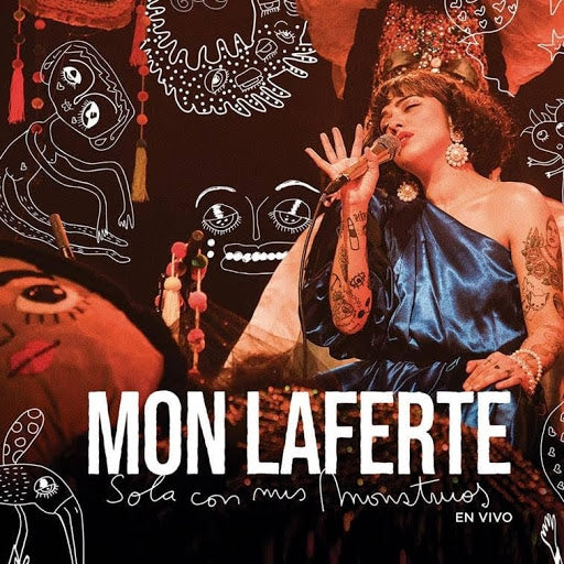 Mon Laferte-Sola con mis Monstruos