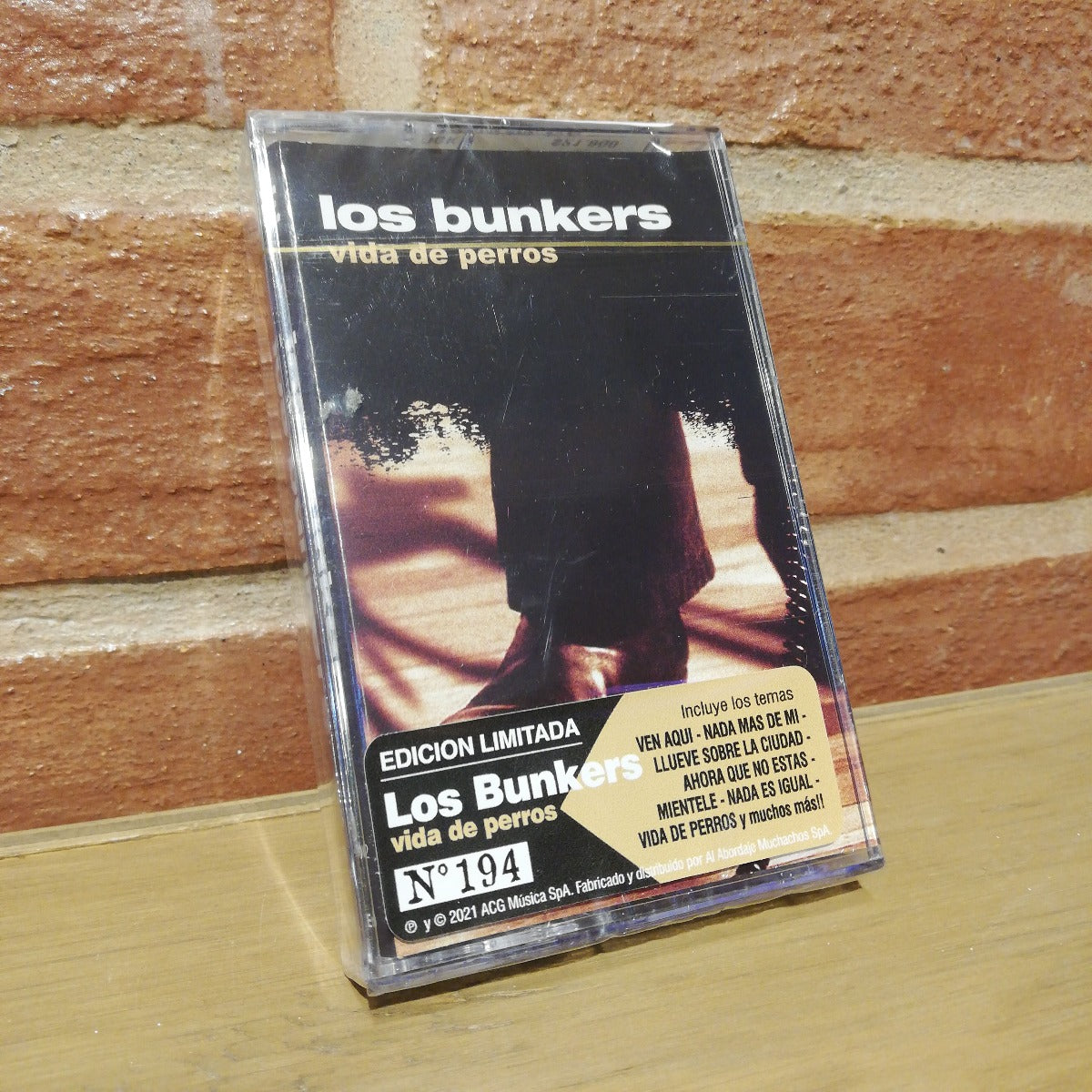 Los Bunkers-Vida de Perros (Cassette)